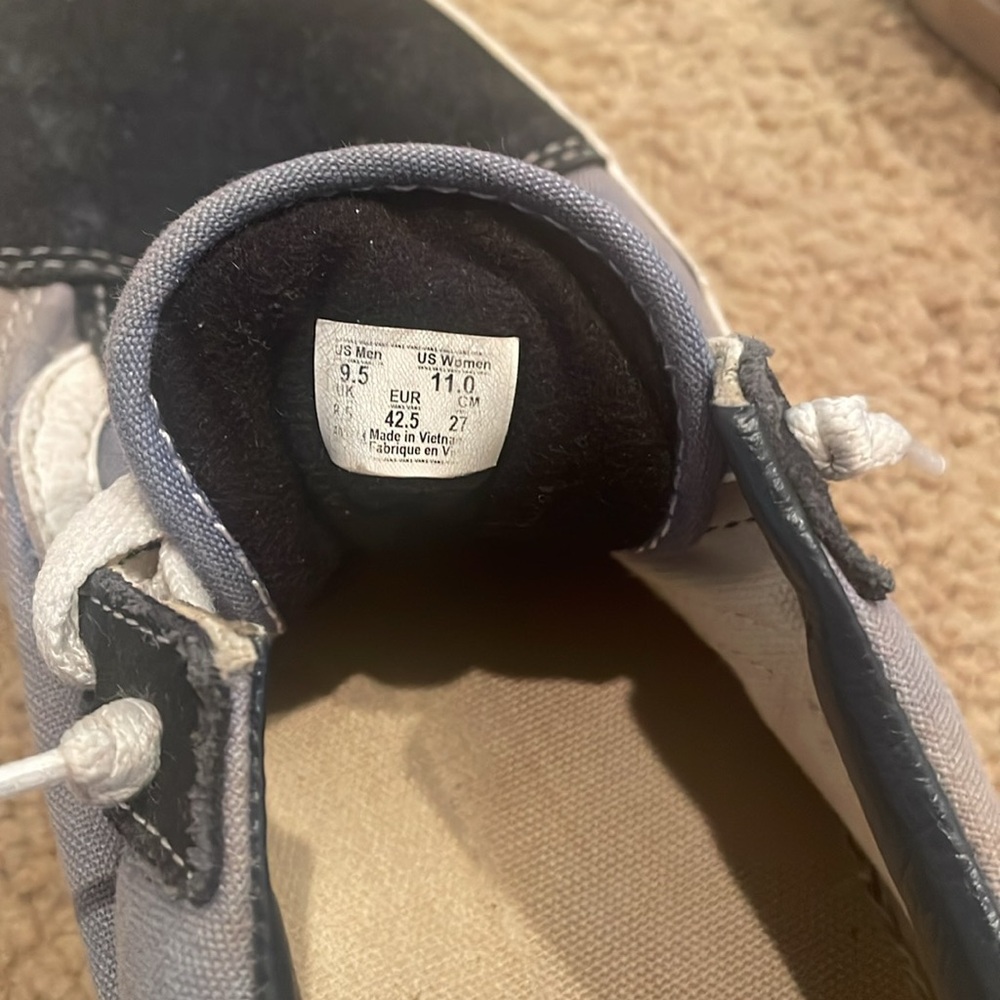 Vans tennies. In GUC - Picture 2 of 5